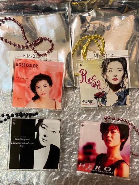 中山美穂さん シングルジャケット アクリルキーホルダー 4種