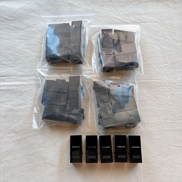 RJ45 Cat6 キーストーンカプラー 25個パック ブラック メス-メス