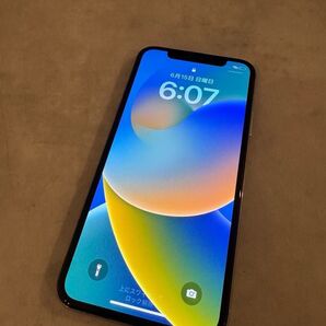 iPhone XR White 64GB SIMフリー