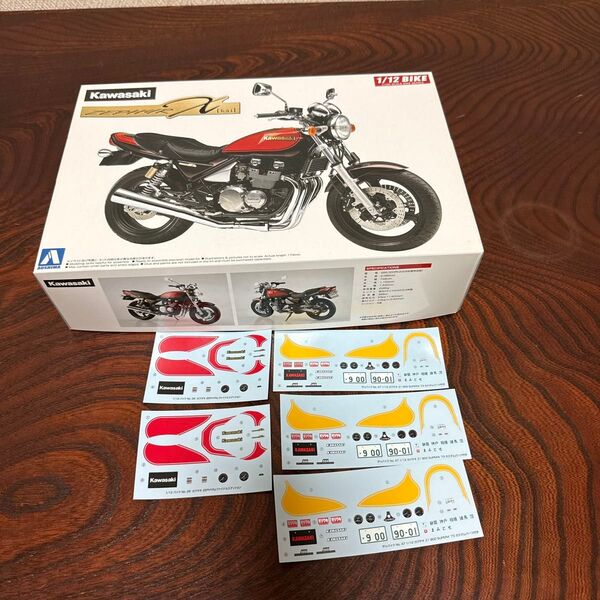 アオシマ 1/12 カワサキ ZEPHYR X ファイナルエディション デカール5枚付き 新品