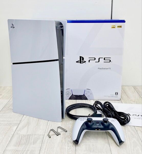 SONY PS5 CFI-2000 A01 中古品