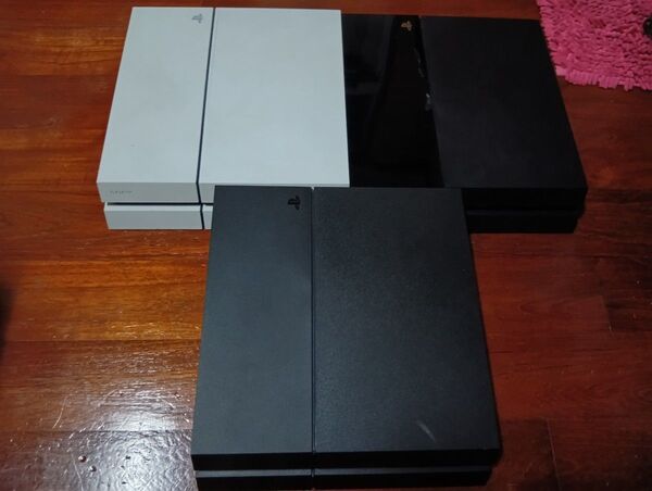 送料無料 1000 1200 本体 プレステ4 500GB ps4