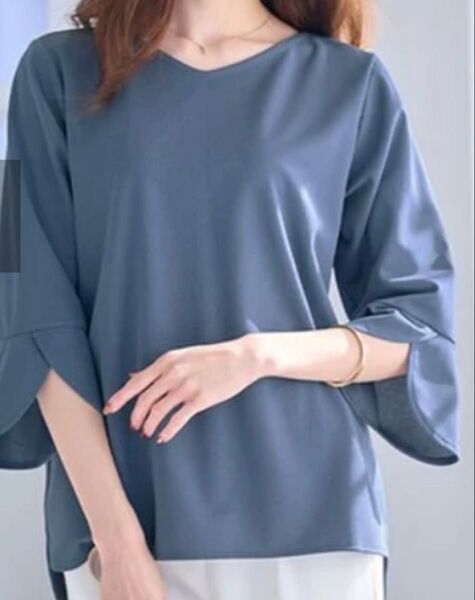 ベルーナ フレアスリーブ Tシャツ ブラウス スモーキーブルー
