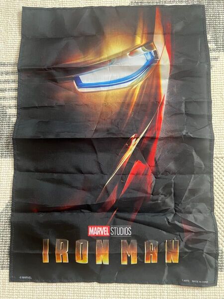 marvel 布製ポスター アイアンマン、キャプテンアメリカ、キャプテンマーベルの3つセット売り