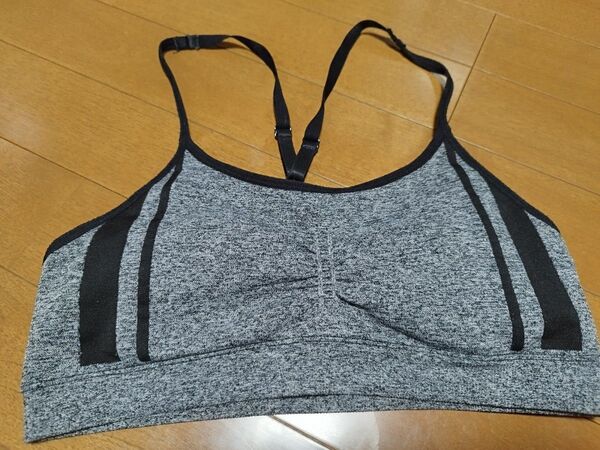 Forever21 スポーツブラ ブラトップ ヨガ