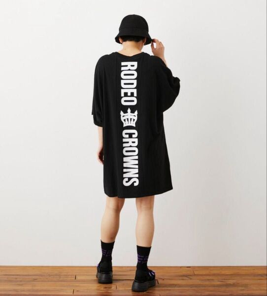 ロデオクラウンズ Tシャツワンピース ブラック 新品 タグ付き