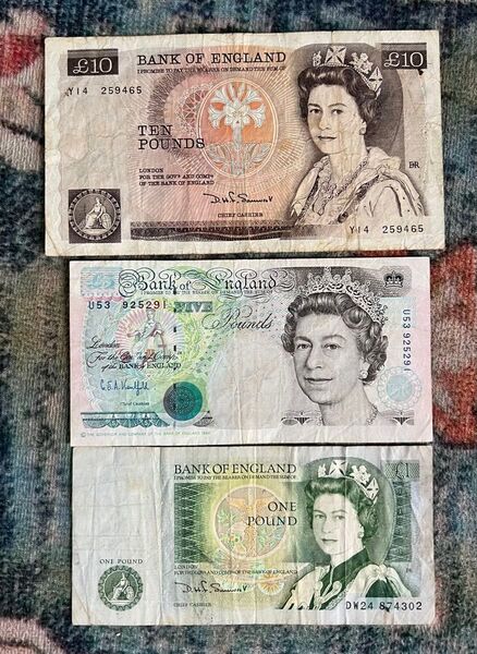 エリザベス女王のイギリスの旧紙幣 外国紙幣