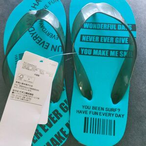 新品未使用タグ付 18.0センチ ビーチサンダル ビーサン プール 海 ロゴプリント カラー 緑 グリーン 男の子 女の子 キッズ