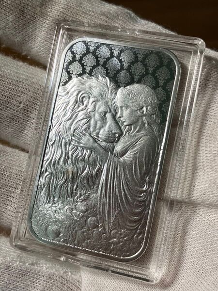限定 ウナとライオン 1オンス シルバー バー ケース付 純銀 銀貨 セントヘレナ 地金 米国