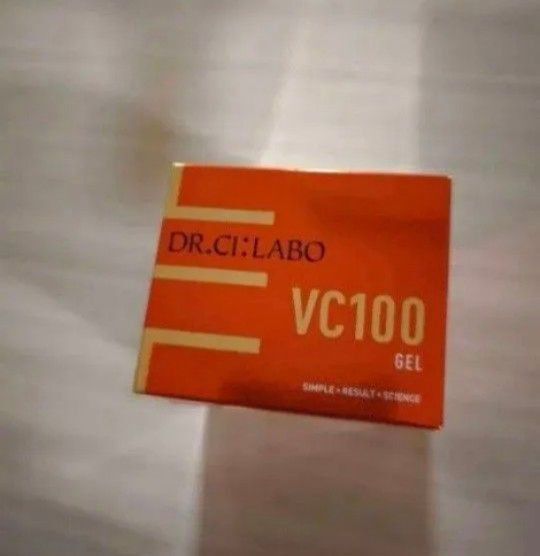 VC100ゲル 80g ドクターシーラボ VC100ジェル 新品未開封 オールインワンジェル ビタミンC