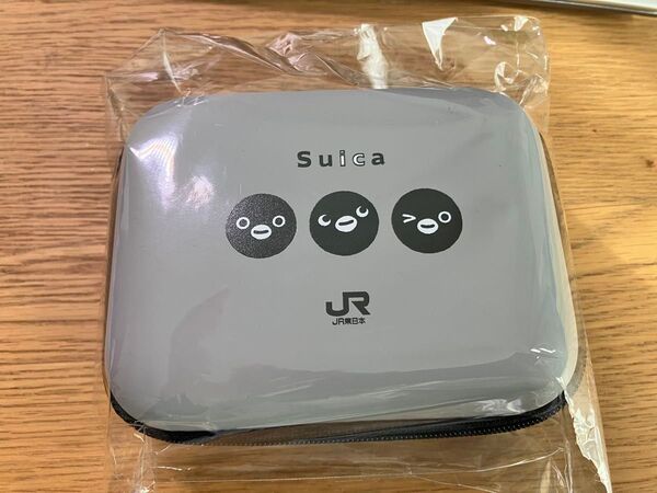 Suicaのペンギン モバイルアクセサリーケース