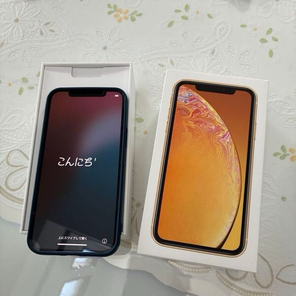 超美品 iPhone12 White 64GB 箱あり、初期化済み