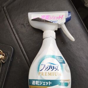 ファブリーズ カラ容器