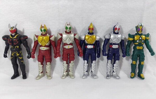 仮面ライダーブレイド(剣)シリーズ ミニソフビ6体 ブレイド、ギャレン、レンゲル、カリス 仮面ライダー ソフビ バンダイ