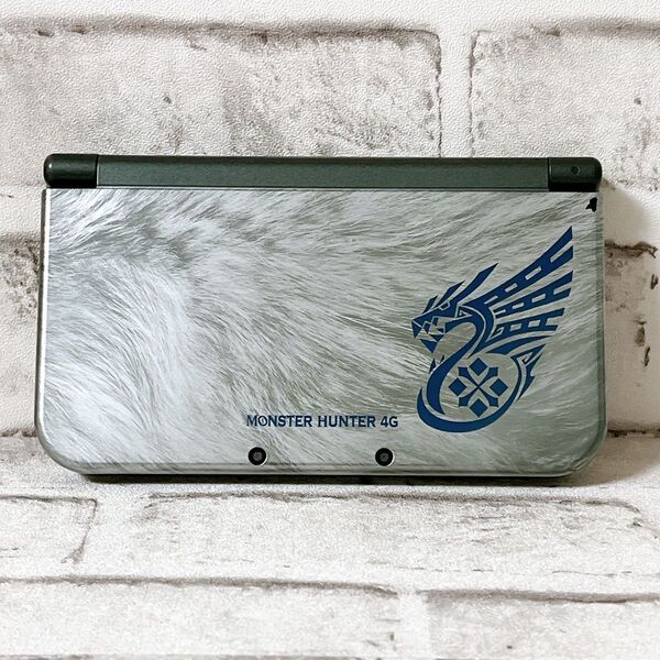 Newニンテンドー3DS LL モンスターハンター4G スペシャルパック 本体のみ上画面IPS液晶