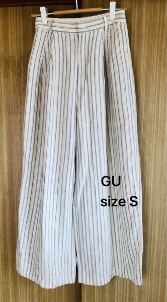 GU ストライプ柄 ワイドパンツ Sサイズ