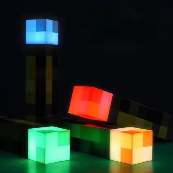 【新品・未使用】マインクラフト たいまつライト 松明 トーチ マイクラ Minecraft LED 4色 充電式 初期不良保証付き