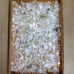 108.アンティークビーズ プラスチックビーズ アクリルアンティークビーズ アソート 250g 大人女子 アクセサリーパーツ