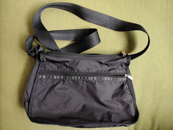 LeSportsac ショルダーバッグ