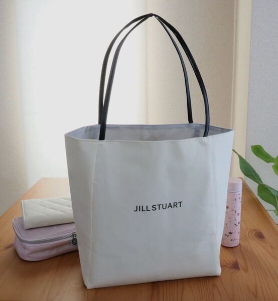 【新品未使用品】JILL STUART 2WAYリバーシブルトートバッグ