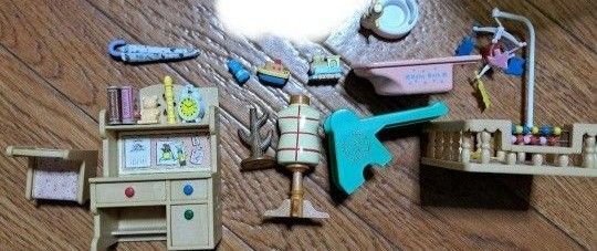 シルバニアファミリー Sylvanian Families 赤ちゃん小物 勉強机