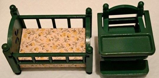 ベビーベッド ベビーチェア 緑の家具 シルバニア Sylvanian Families