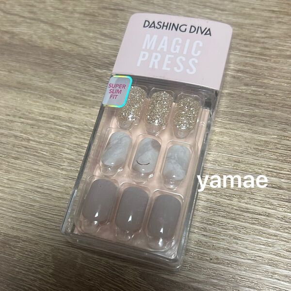 DASHING DIVA ダッシングディバ マジックプレス ネイルチップ 新品 つけ爪