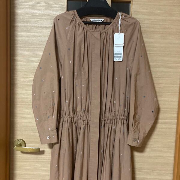 【美品】ミナペルホネン☆nuppuコットン刺繍ドレスワンピース☆brown☆36