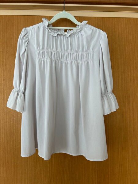 【美品】ワールド ブラウス レディース トップス フリル シャーリング グレージュ