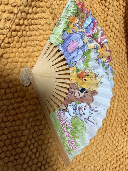 Little Suzy's Zoo 竹製扇子 アニマル柄