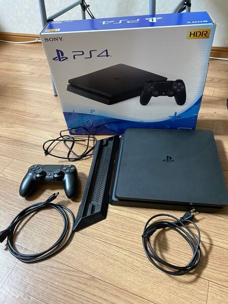 美品 Sony PS4 本体 500GB プレステ4
