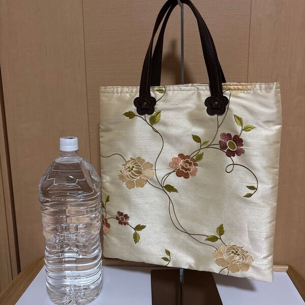 花柄刺繍トートバッグ ベージュ ブラウン ハンドメイド