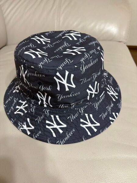 美品 NEW ERA ニューエラ リバーシブルハット LARGEサイズ