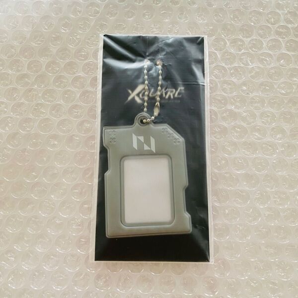 INI ID PHOTO HOLDER XQUARE IDフォトなし