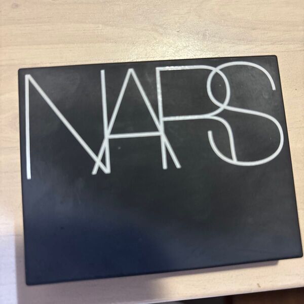 NARS ライトリフレクティングセッティングパウダー プレスト N 10g
