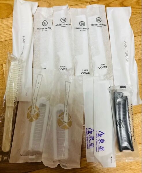 【お得】アメニティ ヘアブラシ くし等 まとめ売り12セット 【高級ホテル・ホテルデュパルク有り】