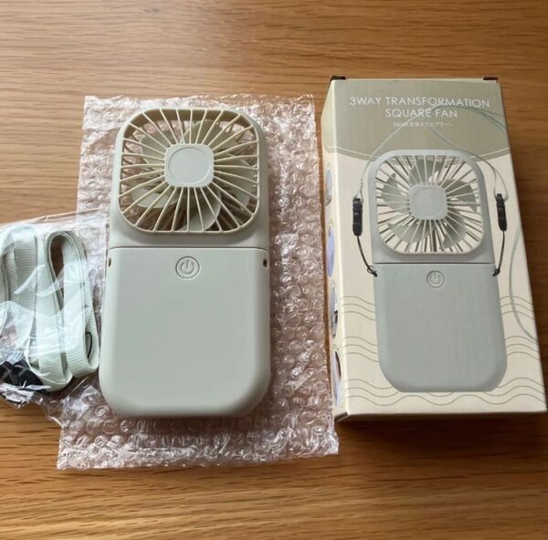 3ウェイ スクエア ハンディファン ネックストラップ付き 扇風機 携帯 乾電池