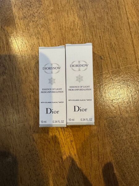 Dior スノー エッセンス オブ ライト マイクロ ローション(薬用化粧水)