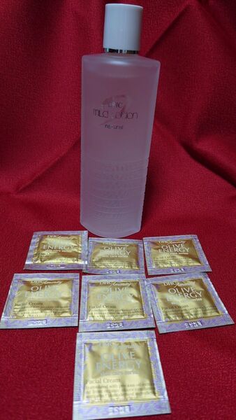 DHC 薬用マイルドローション 180ml 化粧水 オリーブバージンオイルエッセンシャルクリーム 1g×7個