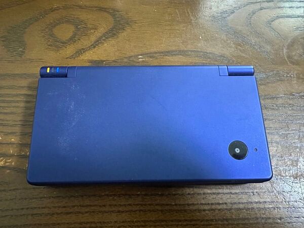 美品 ニンテンドーDSi ソフト2本セット 充電器付き 任天堂