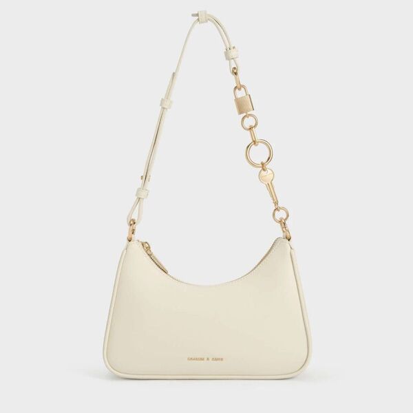 新品未使用 CHARLES&KEITH ショルダーバッグ ロック&キーチェーン
