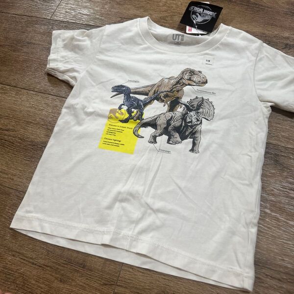 新品 タグ付 ユニクロ ジュラシックワールド 半袖 Tシャツ 110cm