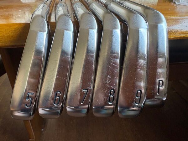 美品。SRIXON ZX7 Mk2 NSプロ MODUS 3 TOUR 105 DST (S) 5〜Pの6本セット