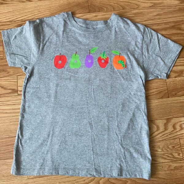 グラニフ はらぺこあおむしTシャツ
