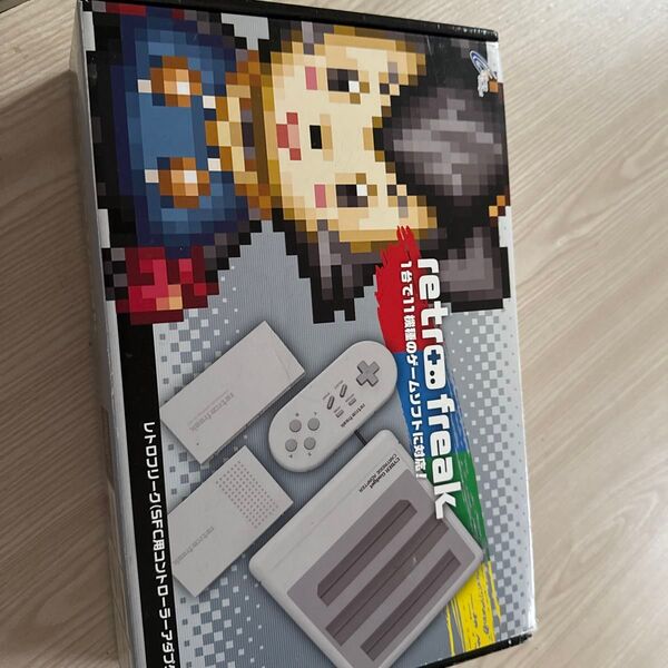 レトロフリーク CYBER Gadget コントローラーアダプター付き