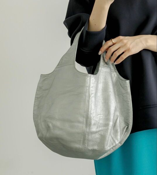 PAPILLONNER パピヨネ 牛革バッグ USAGI BAG シルバー