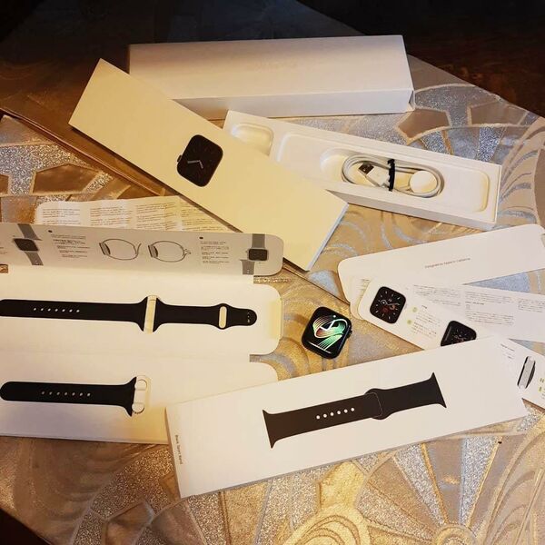 92% 箱付 アップルウォッチ シリーズ6 44mm Apple Watch