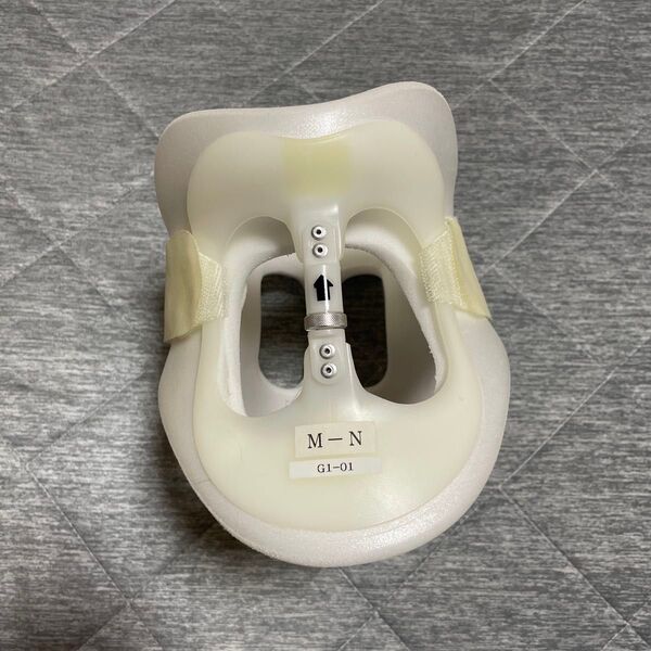 首ネックギプス 医療用 固定具カラ 一 骨折 むちうち 成人女性Mサイズ