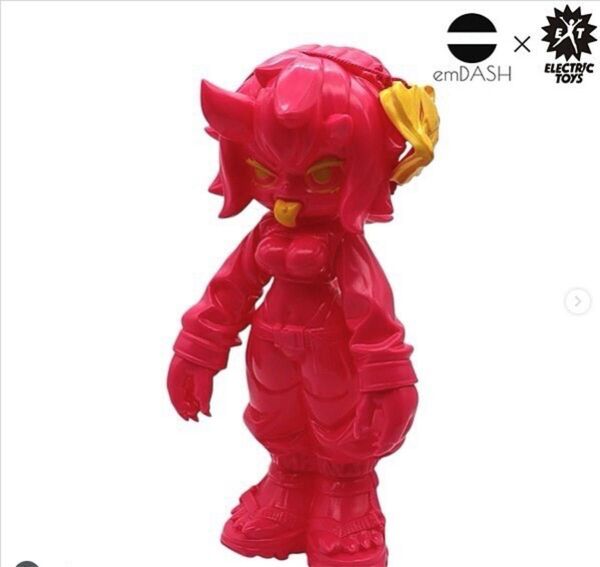 emDASH × ELECTRIC TOYS AMANOJAKI ET Magenta ソフビ エムダッシュ