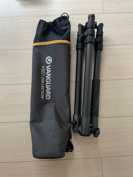 VANGUARD VEO2 264CB トラベル三脚 自由雲台付き 4段タイプ カーボン 多少使用感ありますがまだまだ使える!